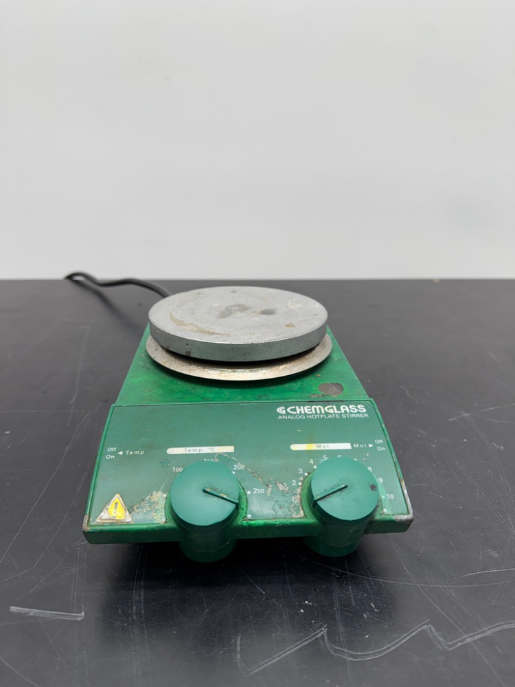 Image of ChemGlass Analog Hotplate Stirrer